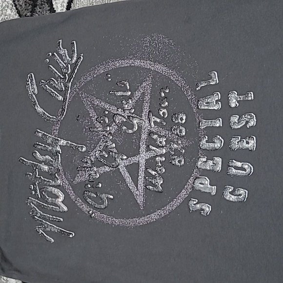 AMPLIFIED MOTLEY CURE GIRLS GIRLS GIRLS WORLD TOUR 87-88 SPECIAL GUEST TANK-TOP - Picture 2 of 12